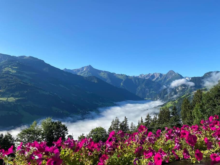 Ferienhaus Zillertal Panorama Blick Balkon Sauna Zellberg Extérieur photo