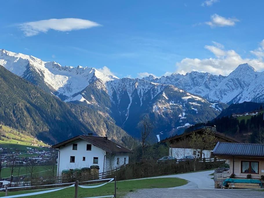 Ferienhaus Zillertal Panorama Blick Balkon Sauna Zellberg Extérieur photo