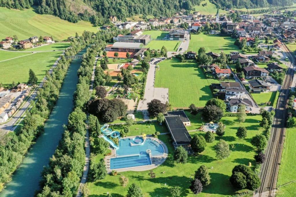 Ferienhaus Zillertal Panorama Blick Balkon Sauna Zellberg Extérieur photo