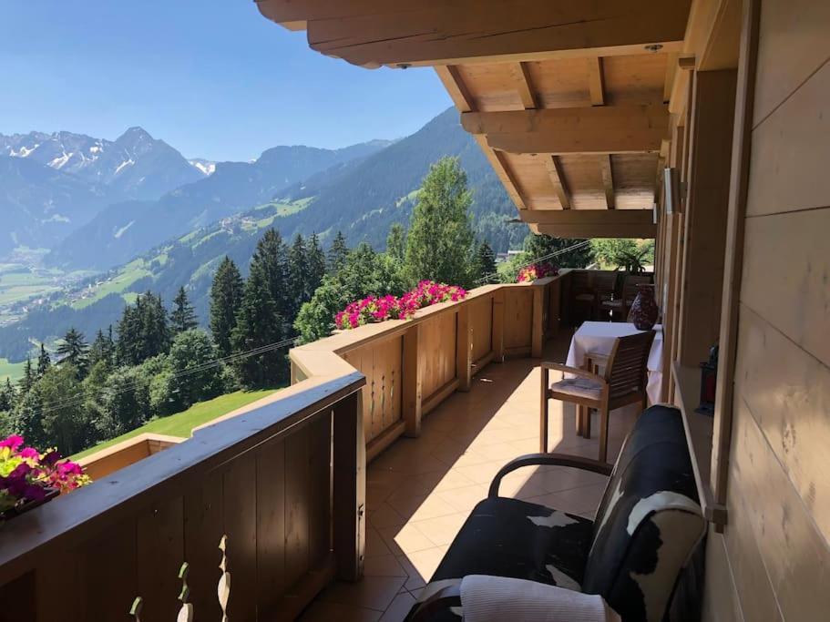 Ferienhaus Zillertal Panorama Blick Balkon Sauna Zellberg Extérieur photo
