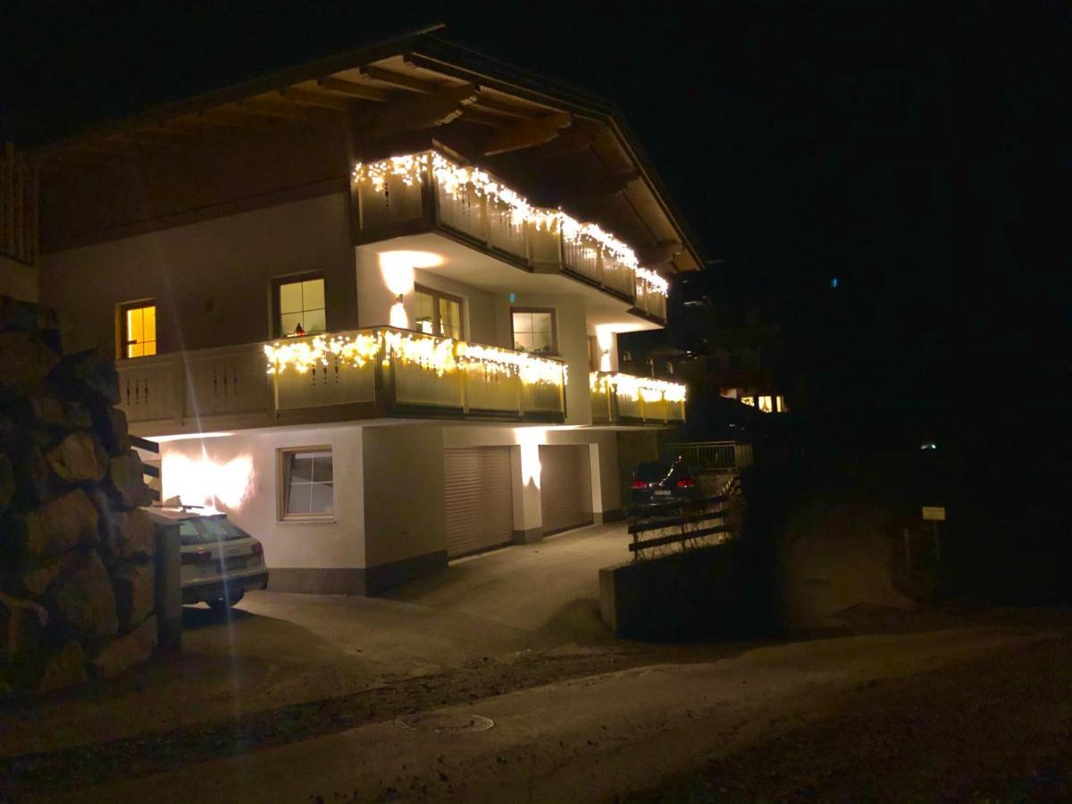 Ferienhaus Zillertal Panorama Blick Balkon Sauna Zellberg Extérieur photo