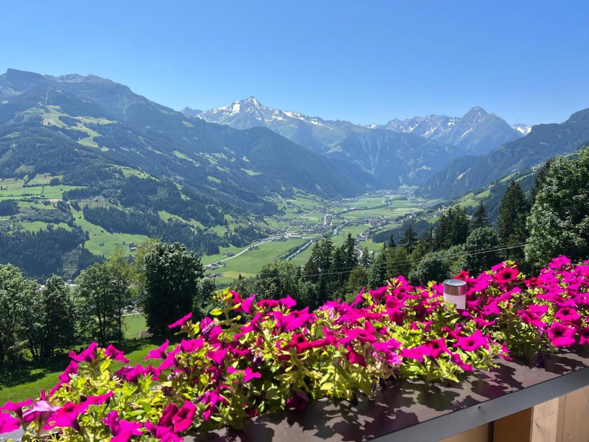 Ferienhaus Zillertal Panorama Blick Balkon Sauna Zellberg Extérieur photo